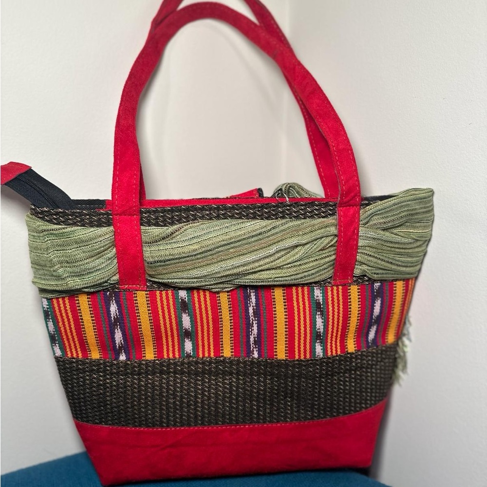 Purses from Guatemala - Picture 2 of 3